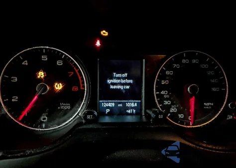 2016 Audi Q5 Premium z USA, uszkodzony, nr VIN WA1C2AFP8GA142032